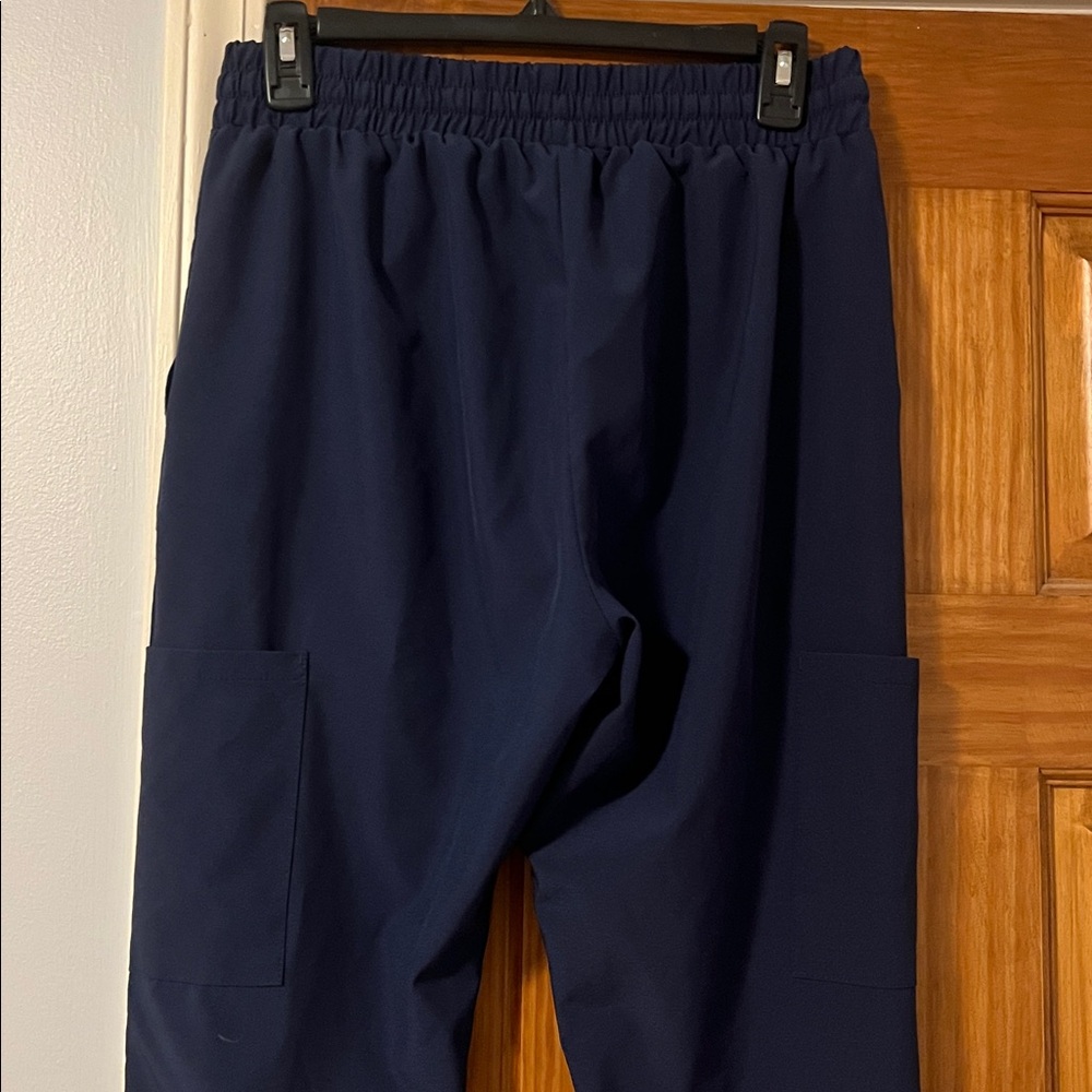 Scrub pants! - Picture 4 of 5